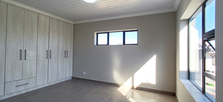 3 Bedroom Property for Sale in Dana Bay Western Cape